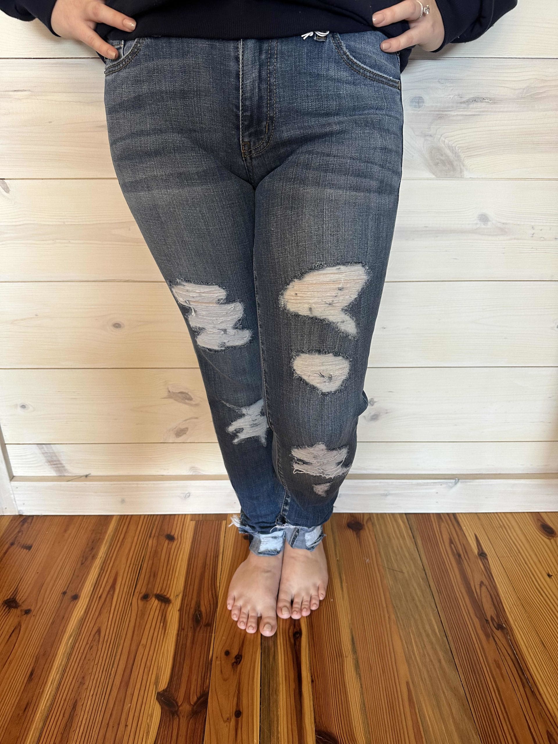 Super ripped fashion boyfriend jeans