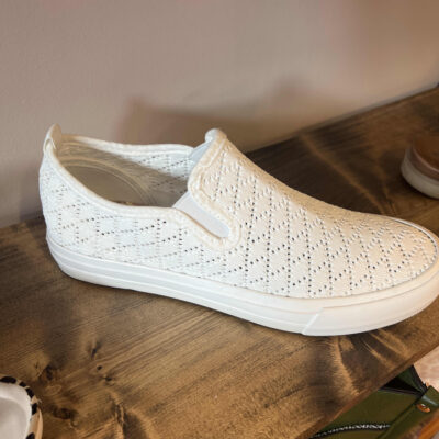So Fly White
