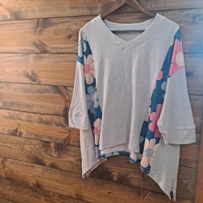 100% Cotton Floral Patchwork Reverse Seam 1/2 Sleeve Top