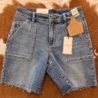 Sammy-Mid Rise Bermudas With Back Flap Pockets
