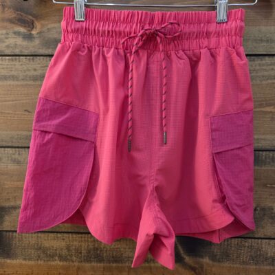 Elastic Waist Activewear Cargo Shorts With Pockets