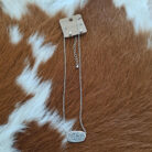 Oval Glitter Stone Accented Adjustable Necklace