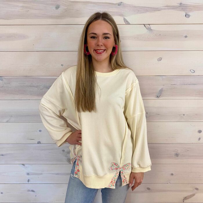 Raw Seam Detail Floral Bow Patched Baggy Pullover