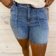 Sammy-Mid Rise Bermudas With Back Flap Pockets